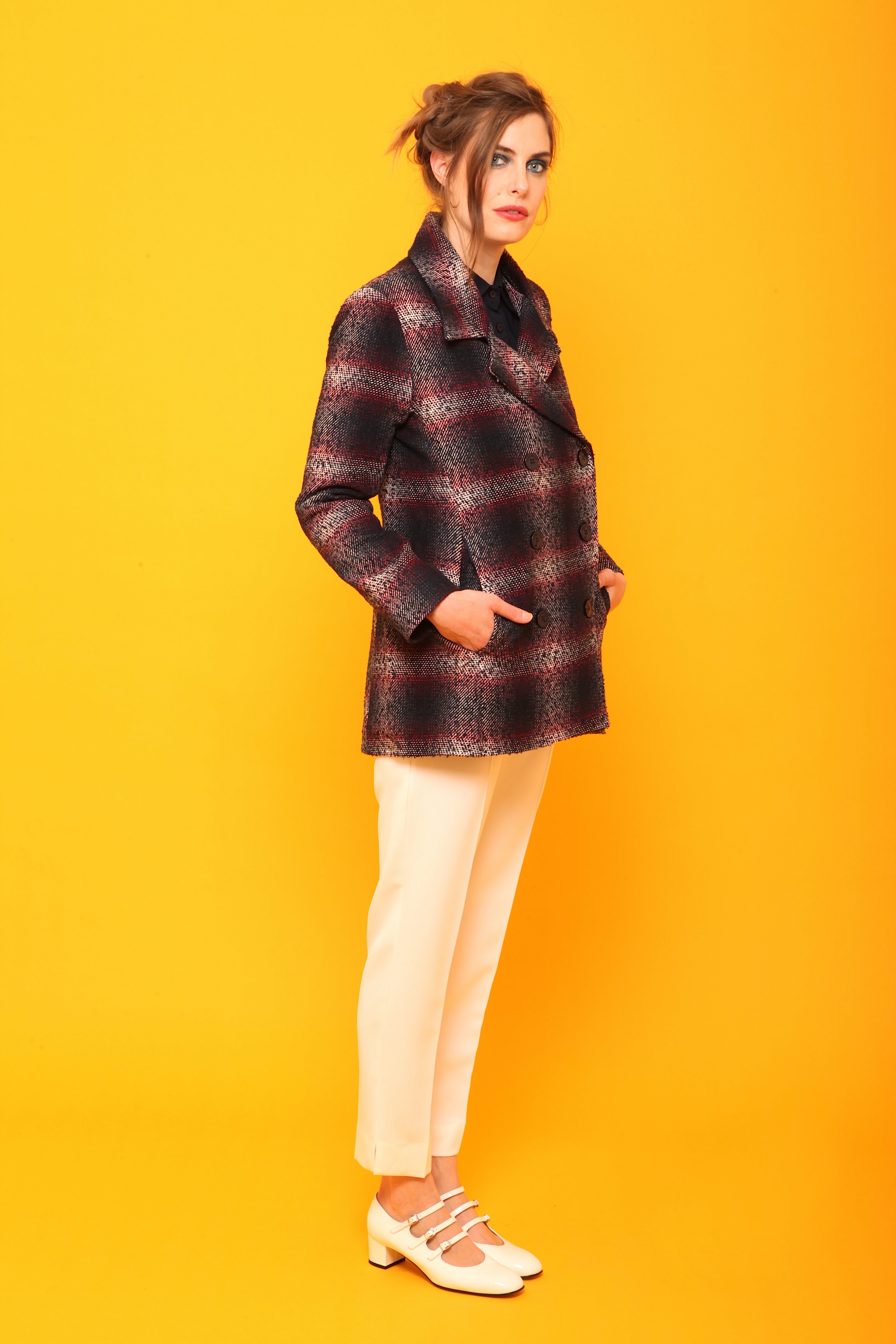 Veste Croisée Femme Motif Tartan Noir et Rouge