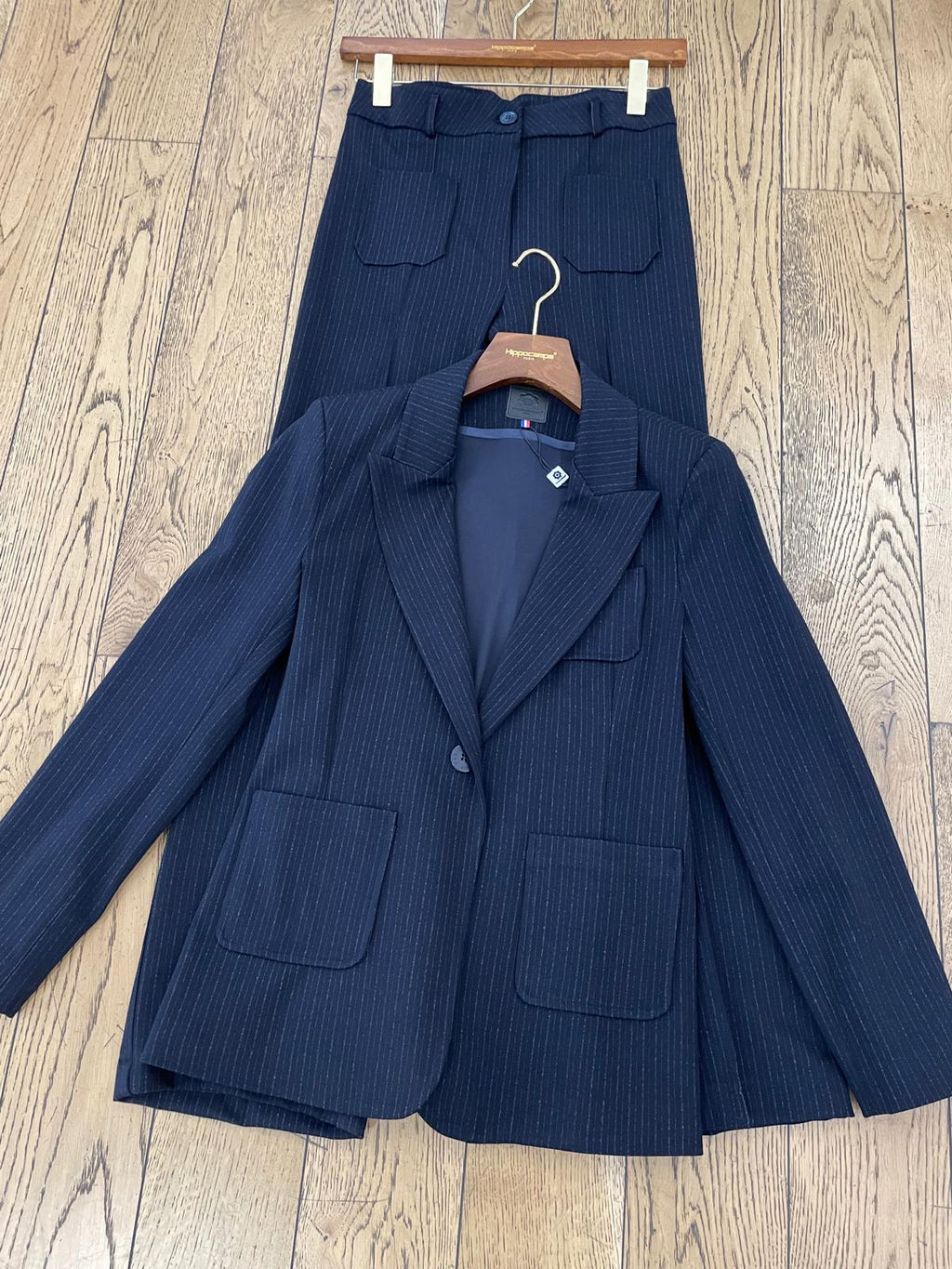 Tailleur Pantalon Femme à Fines Rayures | Ensemble Blazer Droit Sophistiqué