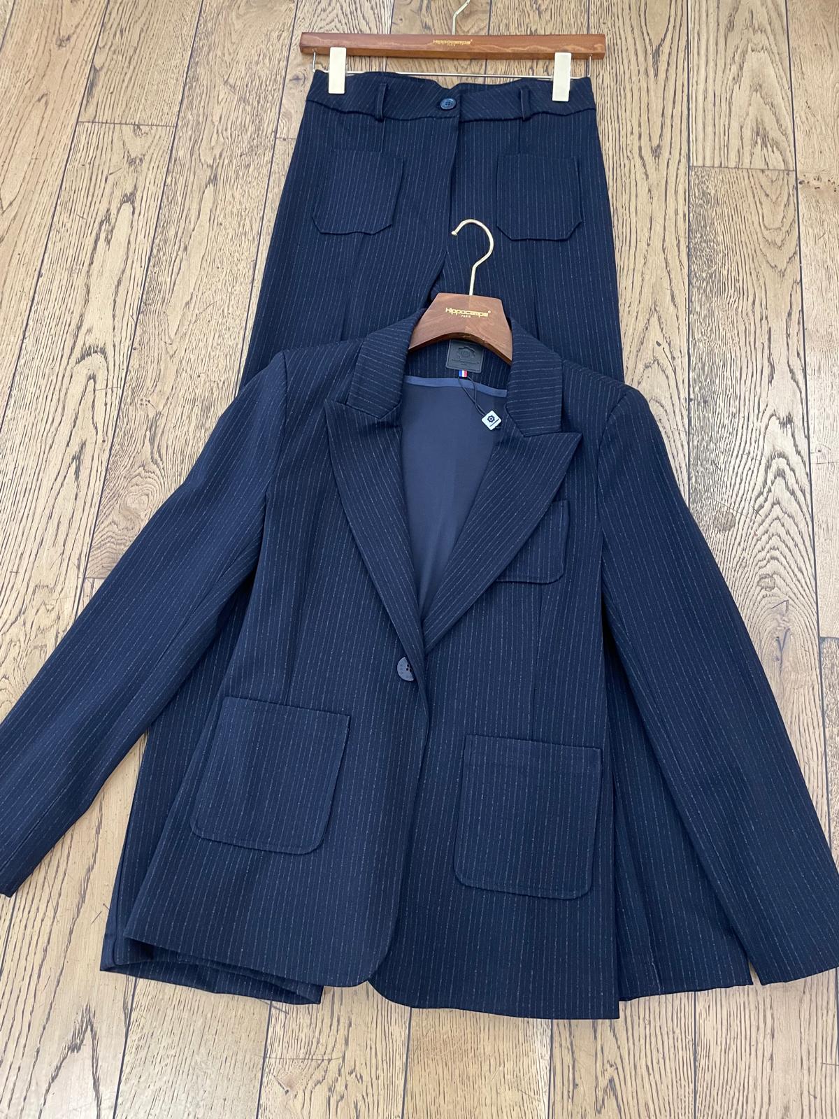 Tailleur Pantalon Femme à Fines Rayures | Ensemble Blazer Droit Sophistiqué